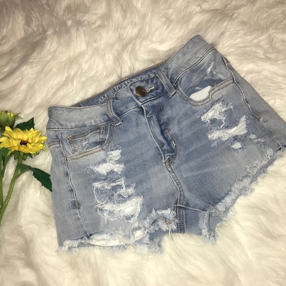 American Eagle Outfitters Pants - American Eagle hi rise shorts